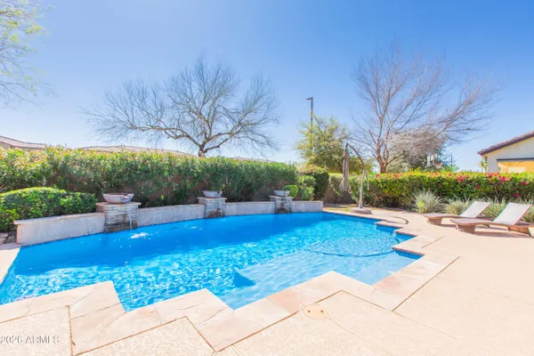 $999,999 | 747 East Charlevoix Avenue, Gilbert, AZ 85297