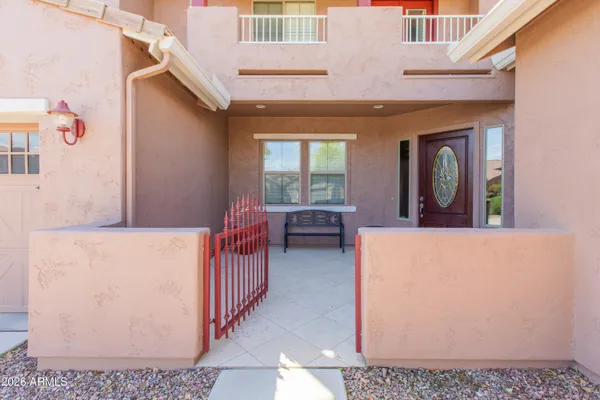$999,999 | 747 East Charlevoix Avenue, Gilbert, AZ 85297
