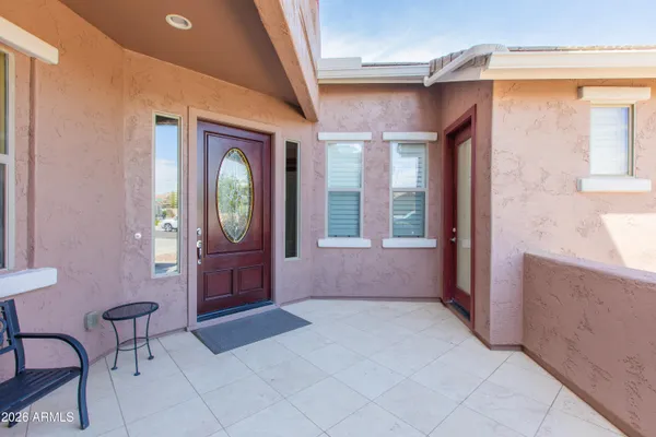 $999,999 | 747 East Charlevoix Avenue, Gilbert, AZ 85297