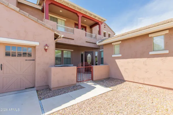 $999,999 | 747 East Charlevoix Avenue, Gilbert, AZ 85297