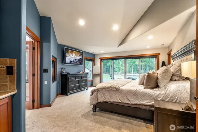 $1,590,000 | 2919 Tanwax Crossing East, Roy, WA 98580