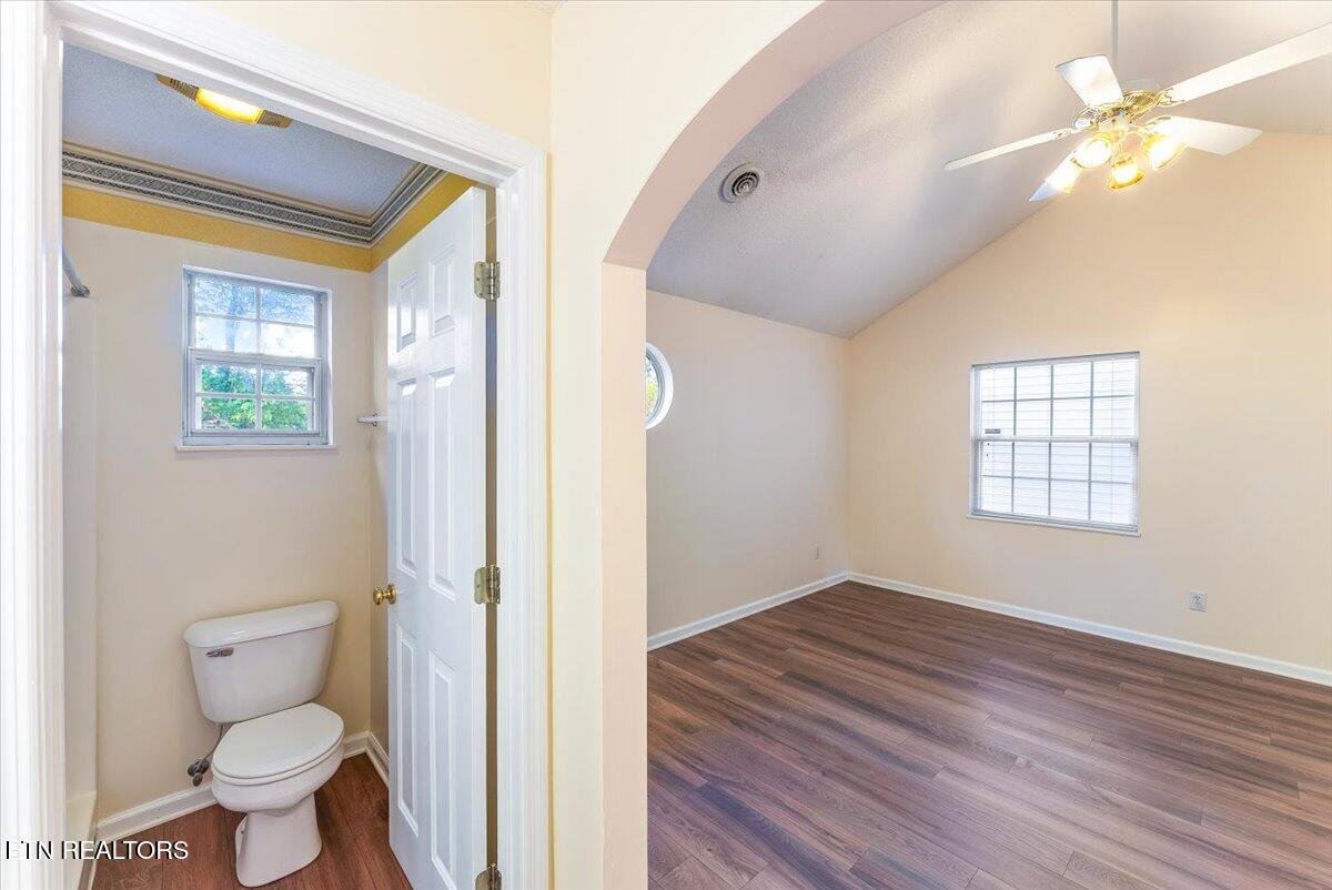 3305 Laurel View Road, Unit 5 Knoxville, TN 37917 - Photo 21 of 35 21-Master Bathroom A3