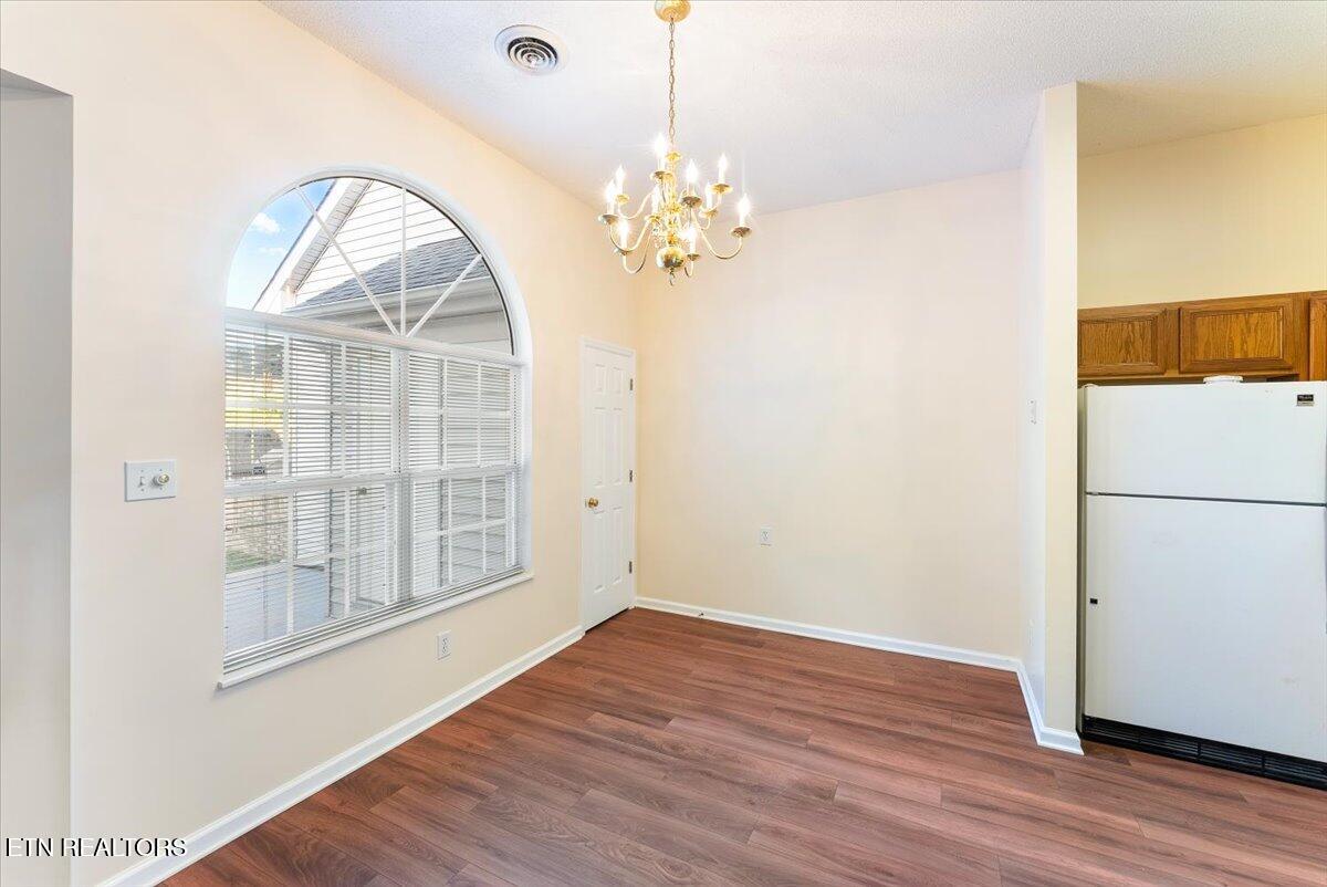 3305 Laurel View Road, Unit 5 Knoxville, TN 37917 - Photo 10 of 35 10-Dining Room A1