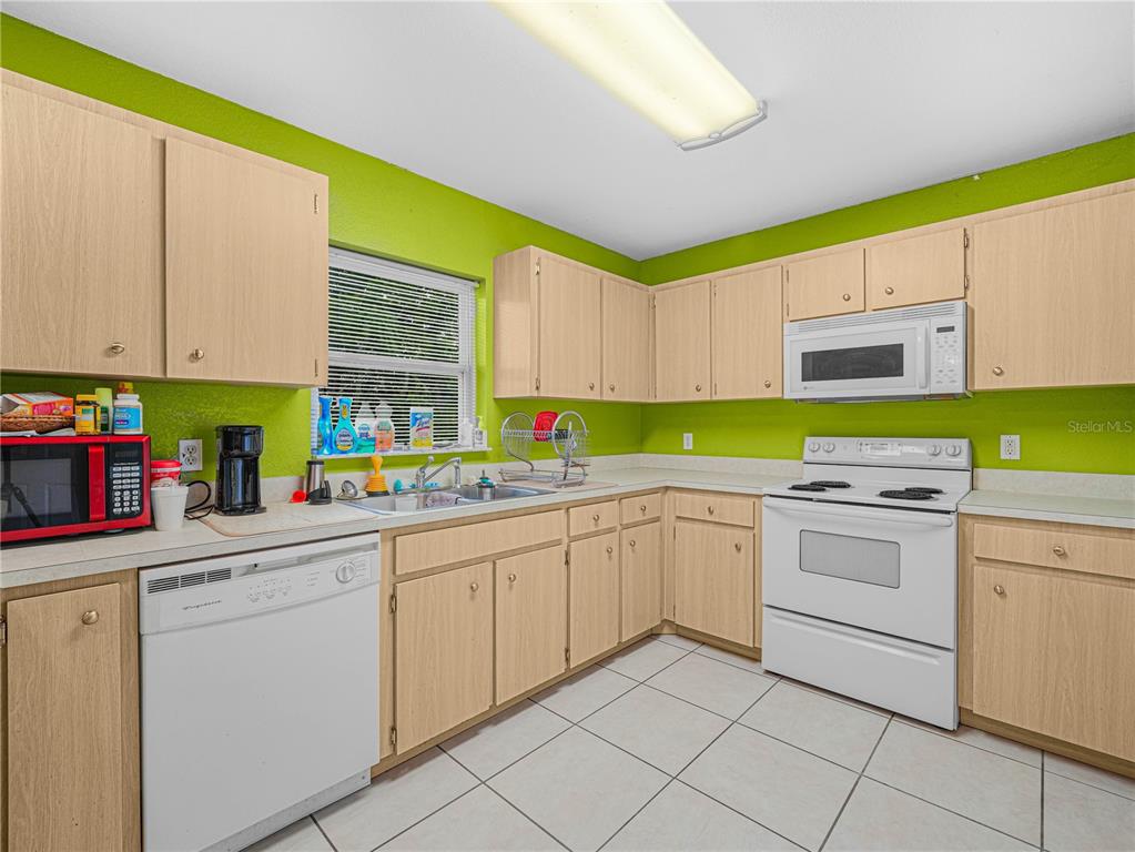 4846 MacDonald Street Lake Wales, FL 33859 - Photo 4 of 43