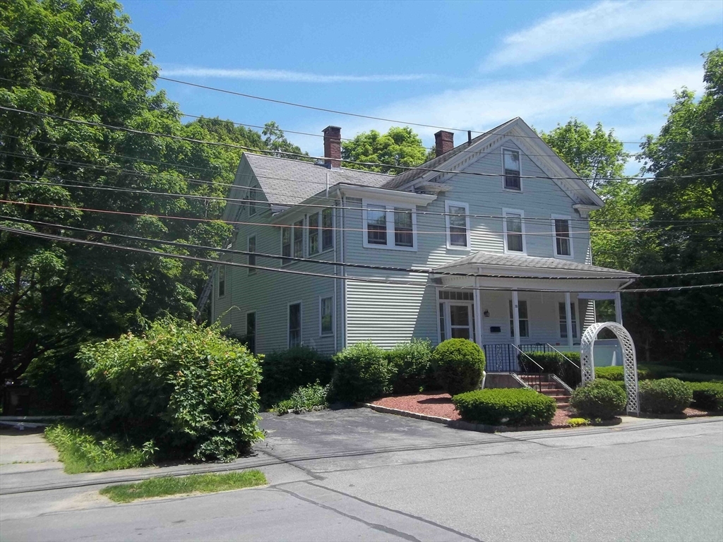 28 Linden Place Dedham, MA 02026 - Photo 9 of 42