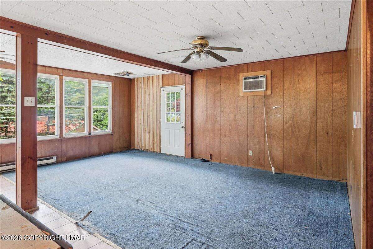 112 Purdytown Road Lakeville, PA 18438 - Photo 6 of 28 Living Room