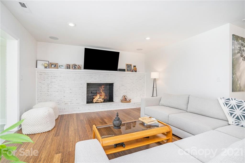 1301 Rama Road Charlotte, NC 28211 - Photo 18 of 43 Gallery Image 18