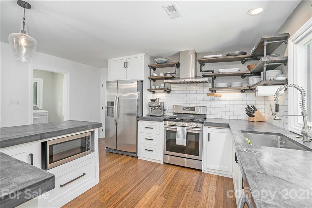 1301 Rama Road Charlotte, NC 28211 - Photo 9 of 43 Gallery Image 9