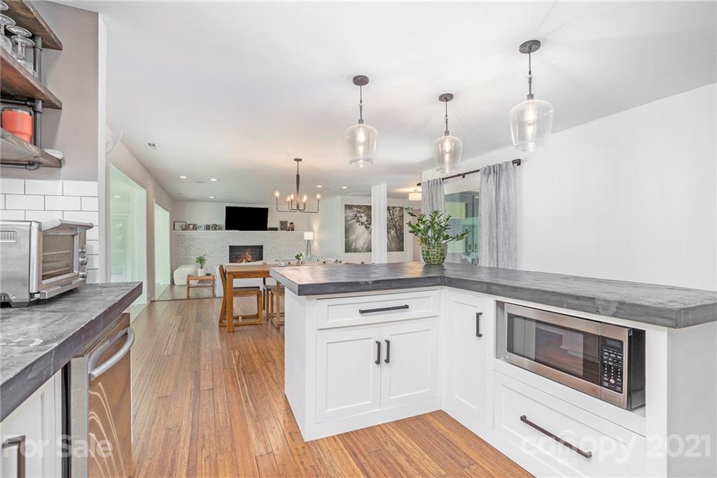 1301 Rama Road Charlotte, NC 28211 - Photo 10 of 43 Gallery Image 10
