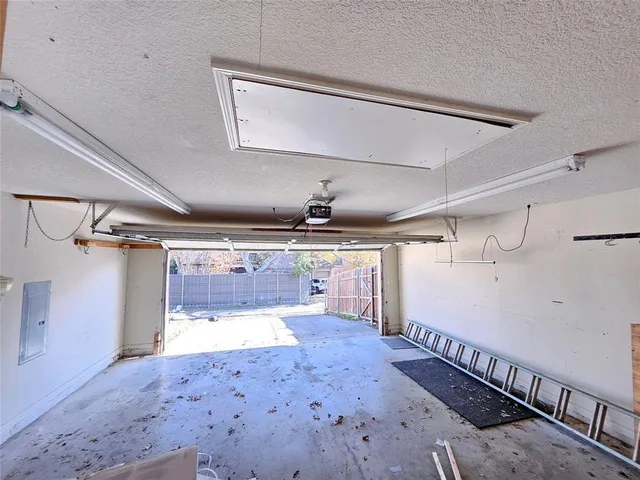 $2,600 | 3306 Parkhurst Lane, Richardson, TX 75082