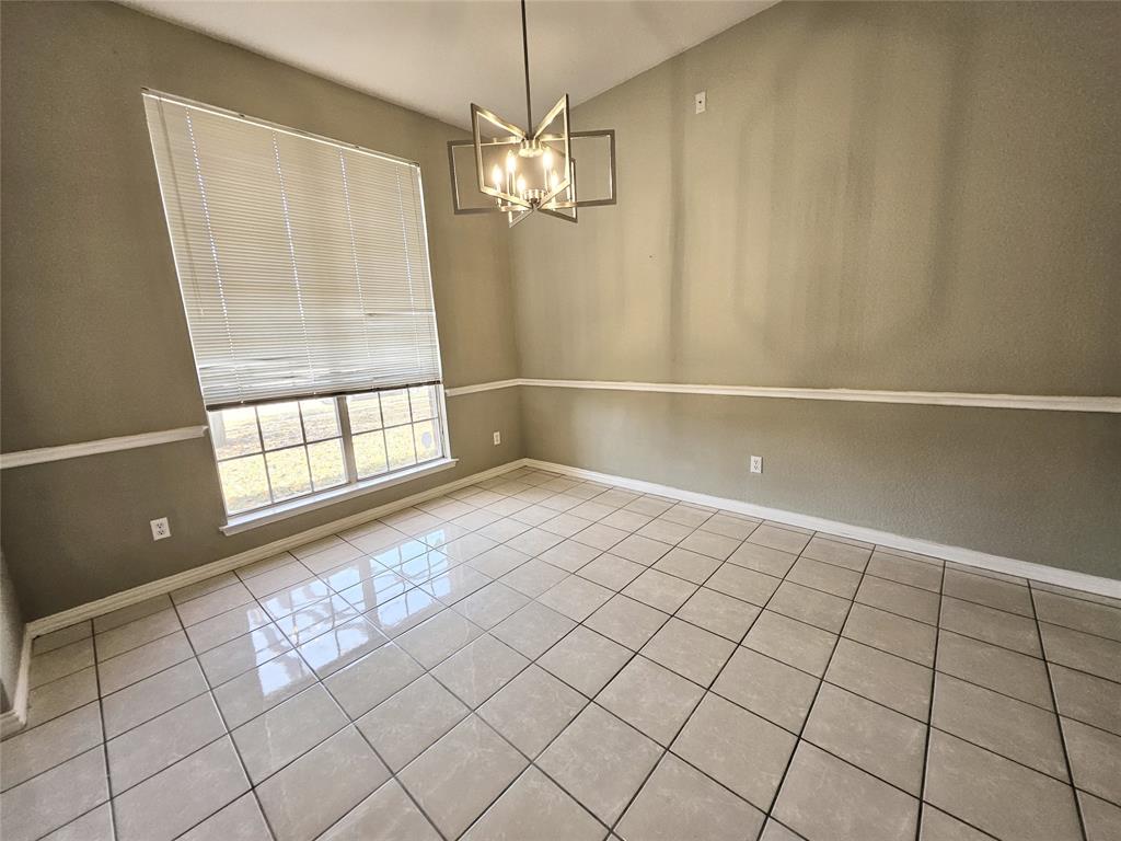 3306 Parkhurst Lane Richardson, TX 75082 - Photo 8 of 28