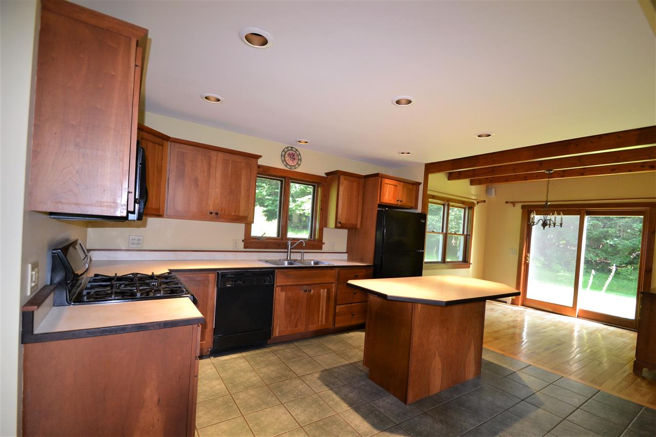 172 Stony Farm Road Fayston, VT 05660 - Photo 2 of 28