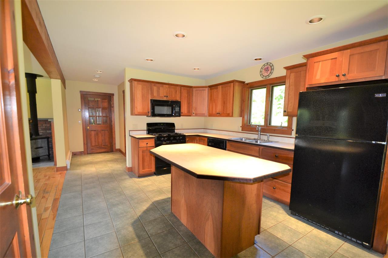 172 Stony Farm Road Fayston, VT 05660 - Photo 3 of 28