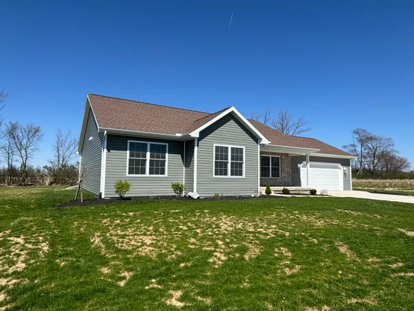 $325,000 | 116 Village Parkway, Jackson Center, OH 45334