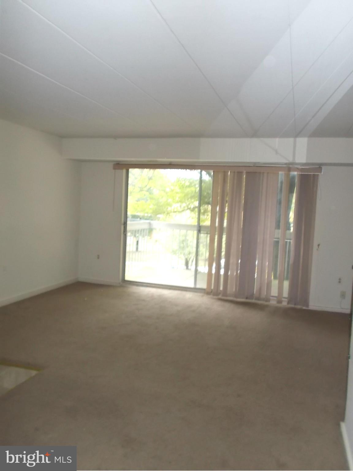 3230 Hewitt Avenue, Unit 4 Silver Spring, MD 20906 - Photo 4 of 16 Living Room