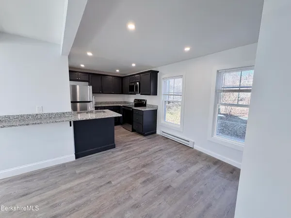 $1,200 | 30 South Street, Cheshire, MA 01225