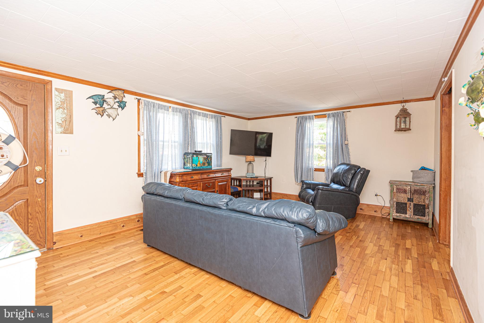 36229 Roxana Road Frankford, DE 19945 - Photo 5 of 62 Living Room
