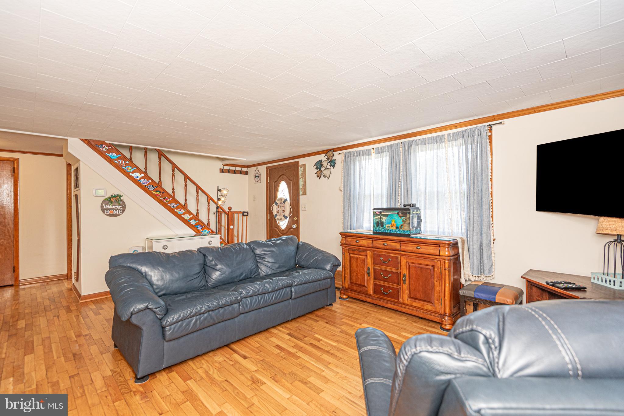 36229 Roxana Road Frankford, DE 19945 - Photo 7 of 62 Living Room