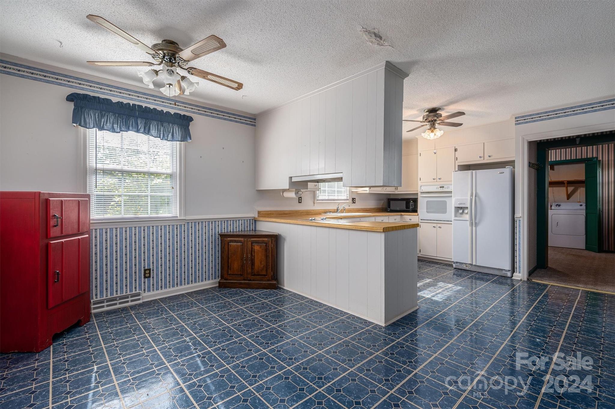 1008 Ranbar Street Cherryville, NC 28021 - Photo 2 of 45 Gallery Image 2