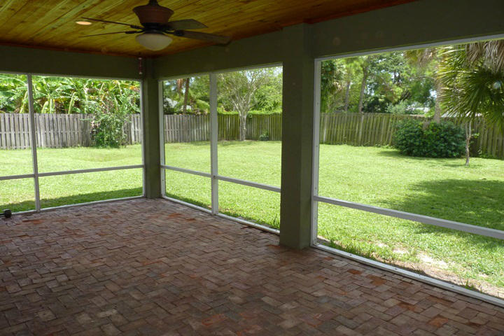 123 Springdale Road Lake Worth, FL 33467 - Photo 37 of 46 COVERED/SCREENED PATIO