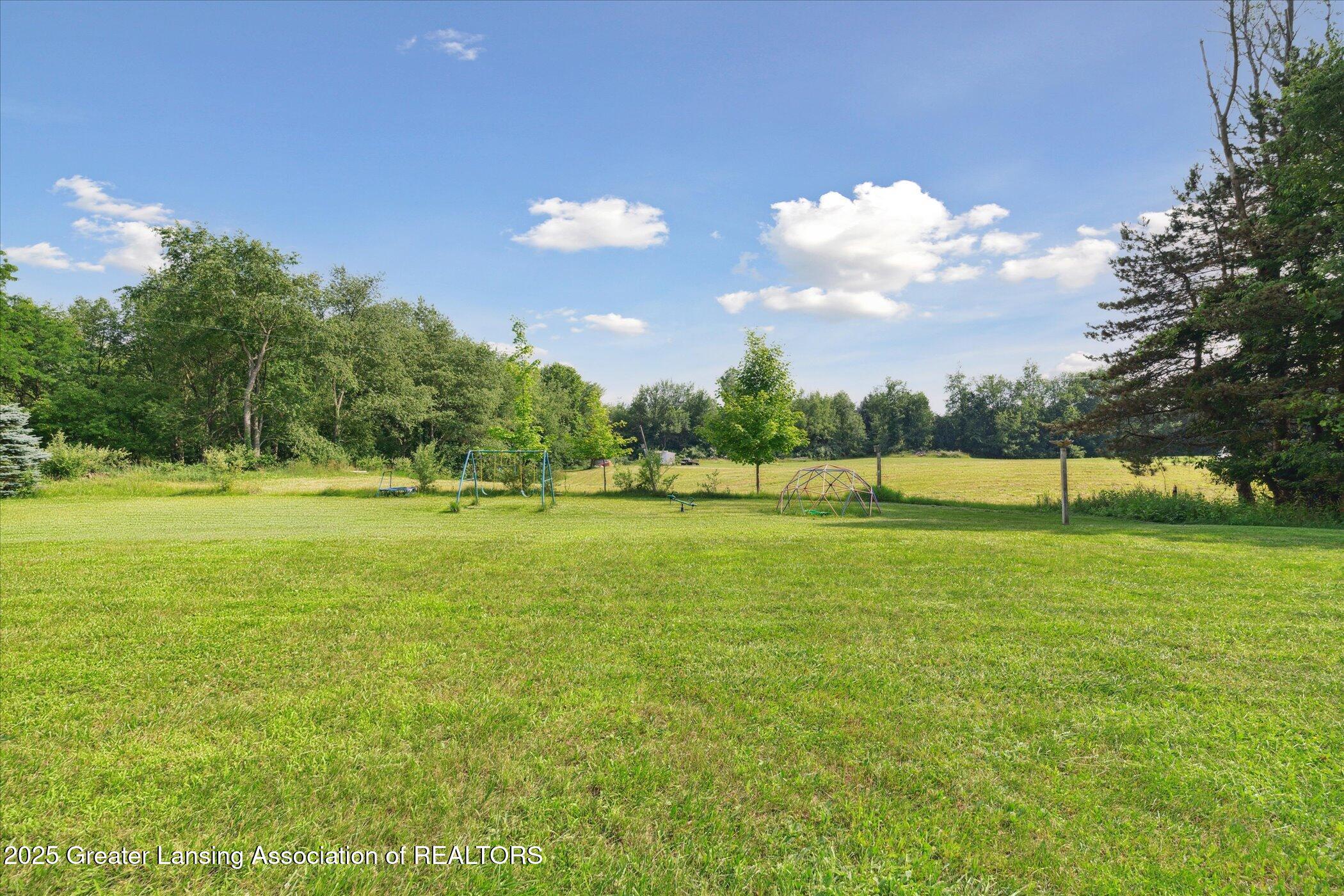 2377 West Bennington Road Owosso, MI 48867 - Photo 8 of 45 33-2377-W-Bennington-Rd-Owosso-MI-48867-