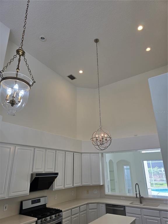 8427 Sailing Loop Lakewood Ranch, FL 34202 - Photo 13 of 44