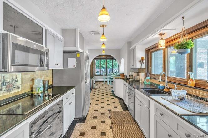 45 Wolden Road Ossining, NY 10562 - Photo 9 of 25