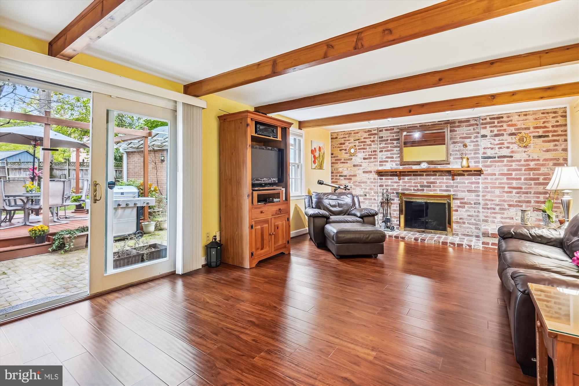 11904 Smoketree Road Potomac, MD 20854 - Photo 13 of 44 Gallery Image 13