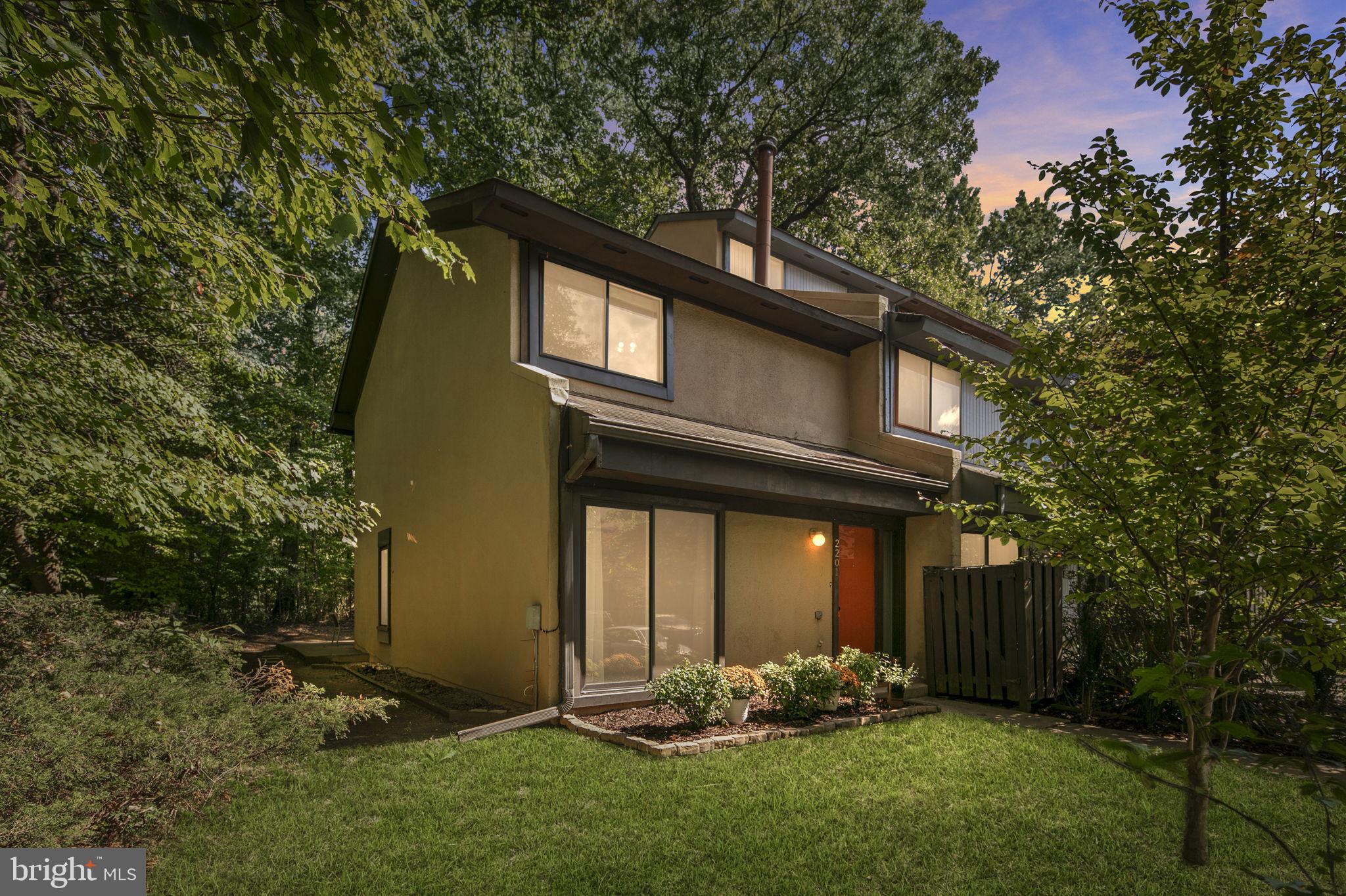 2201 Cartwright Place Reston, VA 20191 - Photo 1 of 46 Gallery Image 1