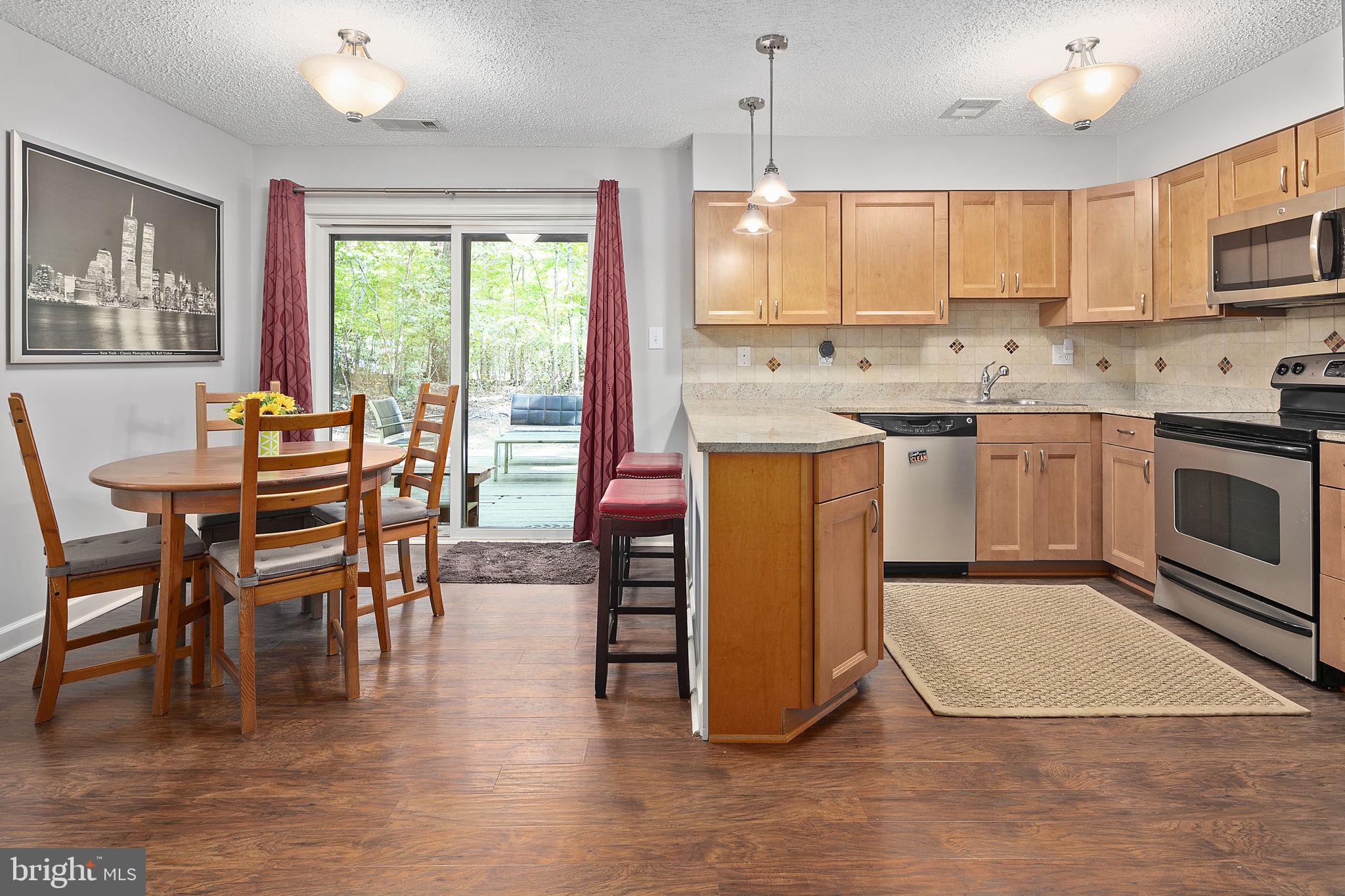 2201 Cartwright Place Reston, VA 20191 - Photo 13 of 46 Gallery Image 13