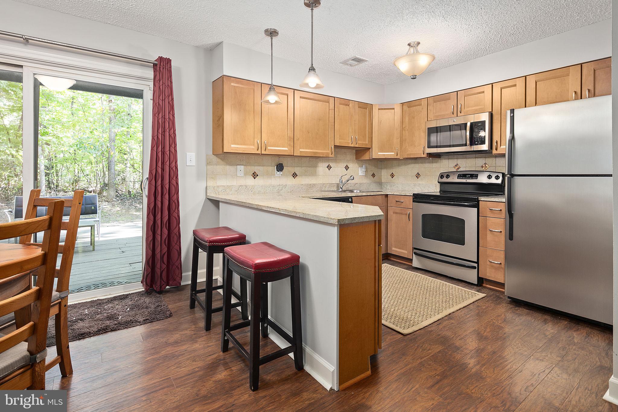 2201 Cartwright Place Reston, VA 20191 - Photo 9 of 46 Gallery Image 9