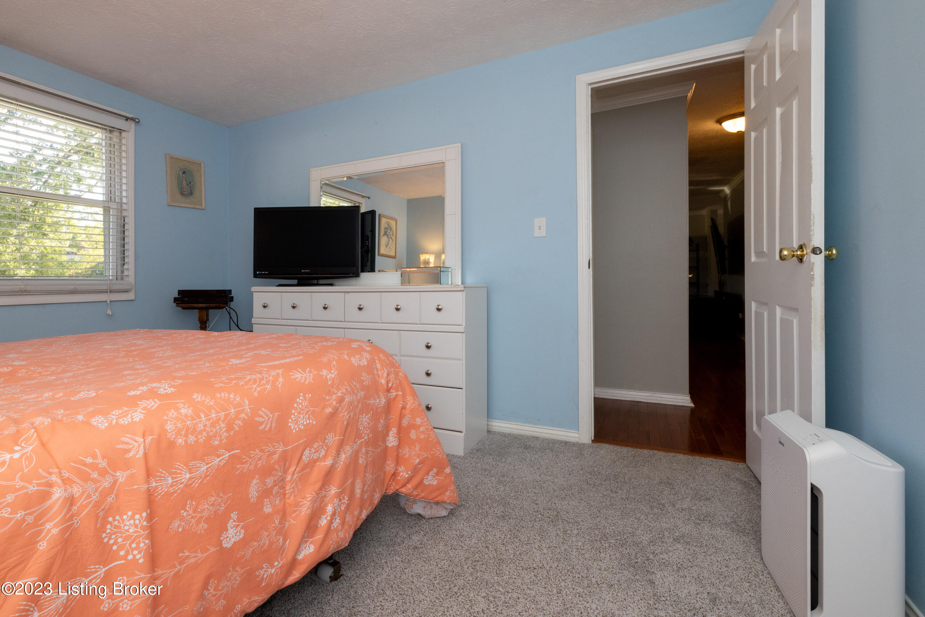 2925 Winterhaven Road Louisville, KY 40220 - Photo 18 of 42 RBWP7813