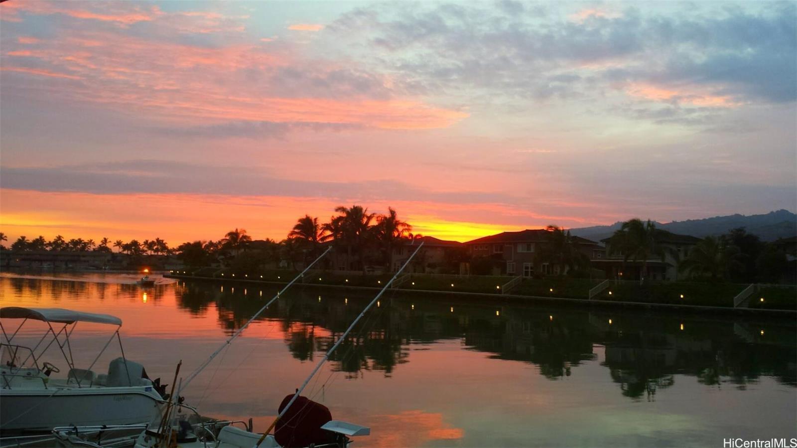 444 Lunalilo Home Road, Unit 312 Honolulu, HI 96825 - Photo 2 of 25 a view of lake
