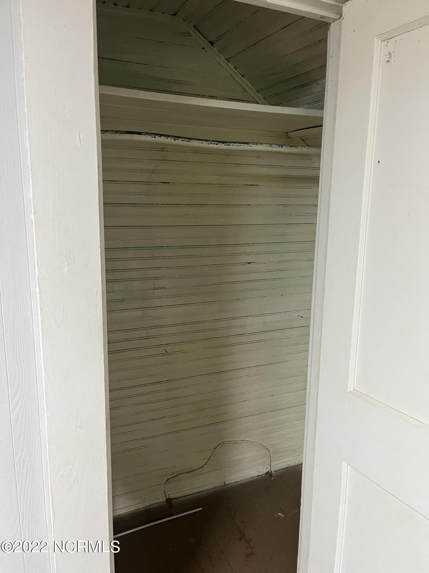 1810 Taylor Road Chocowinity, NC 27817 - Photo 25 of 49 Closet