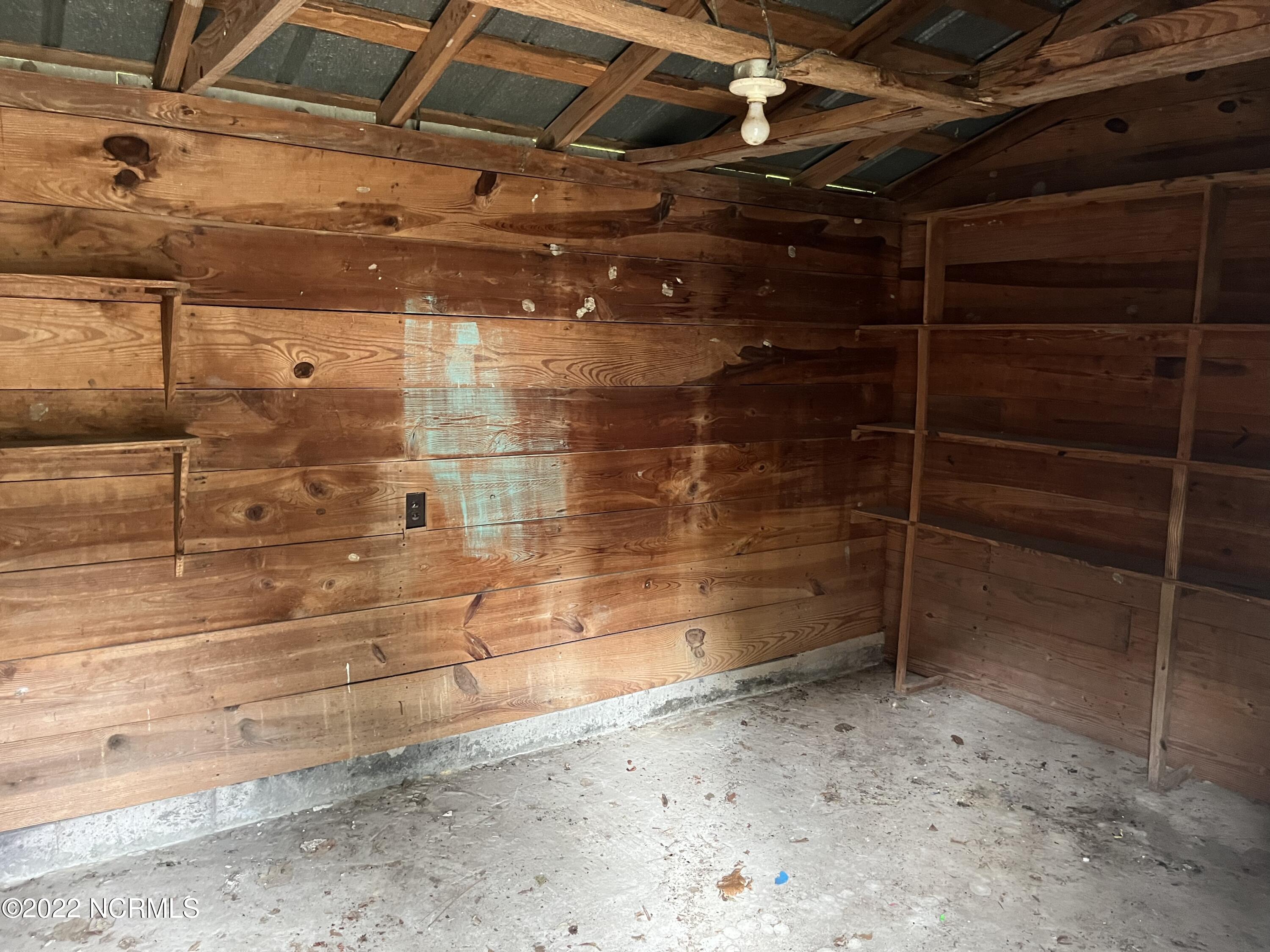 1810 Taylor Road Chocowinity, NC 27817 - Photo 46 of 49 Inside shed