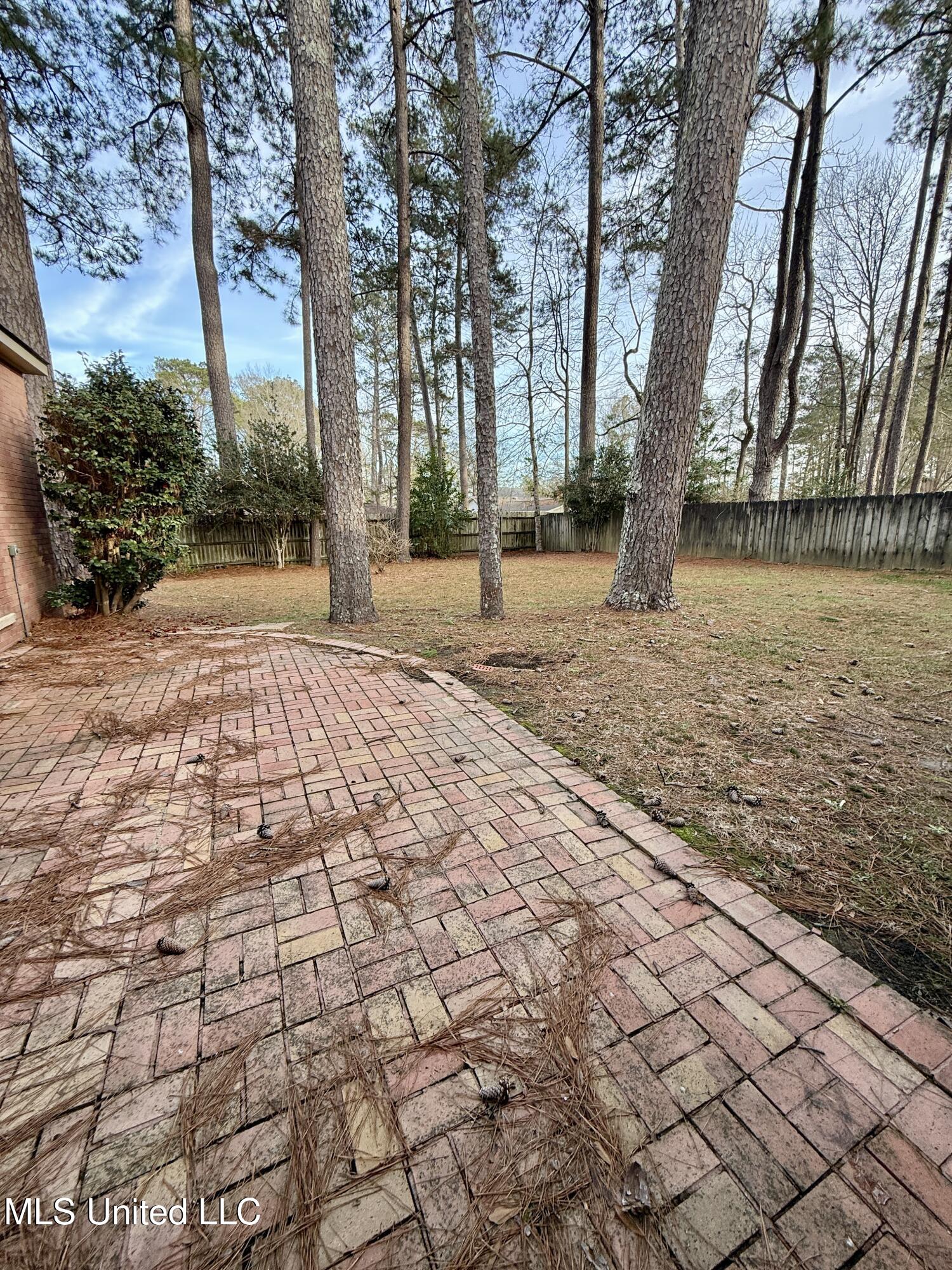 1107 Kraner Lane Brookhaven, MS 39601 - Photo 39 of 46 Back Patio