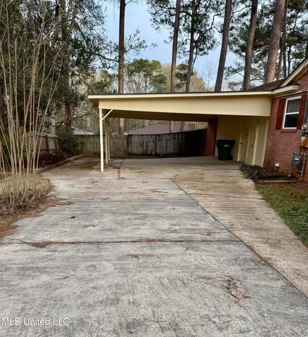 $300,000 | 1107 Kraner Lane, Brookhaven, MS 39601