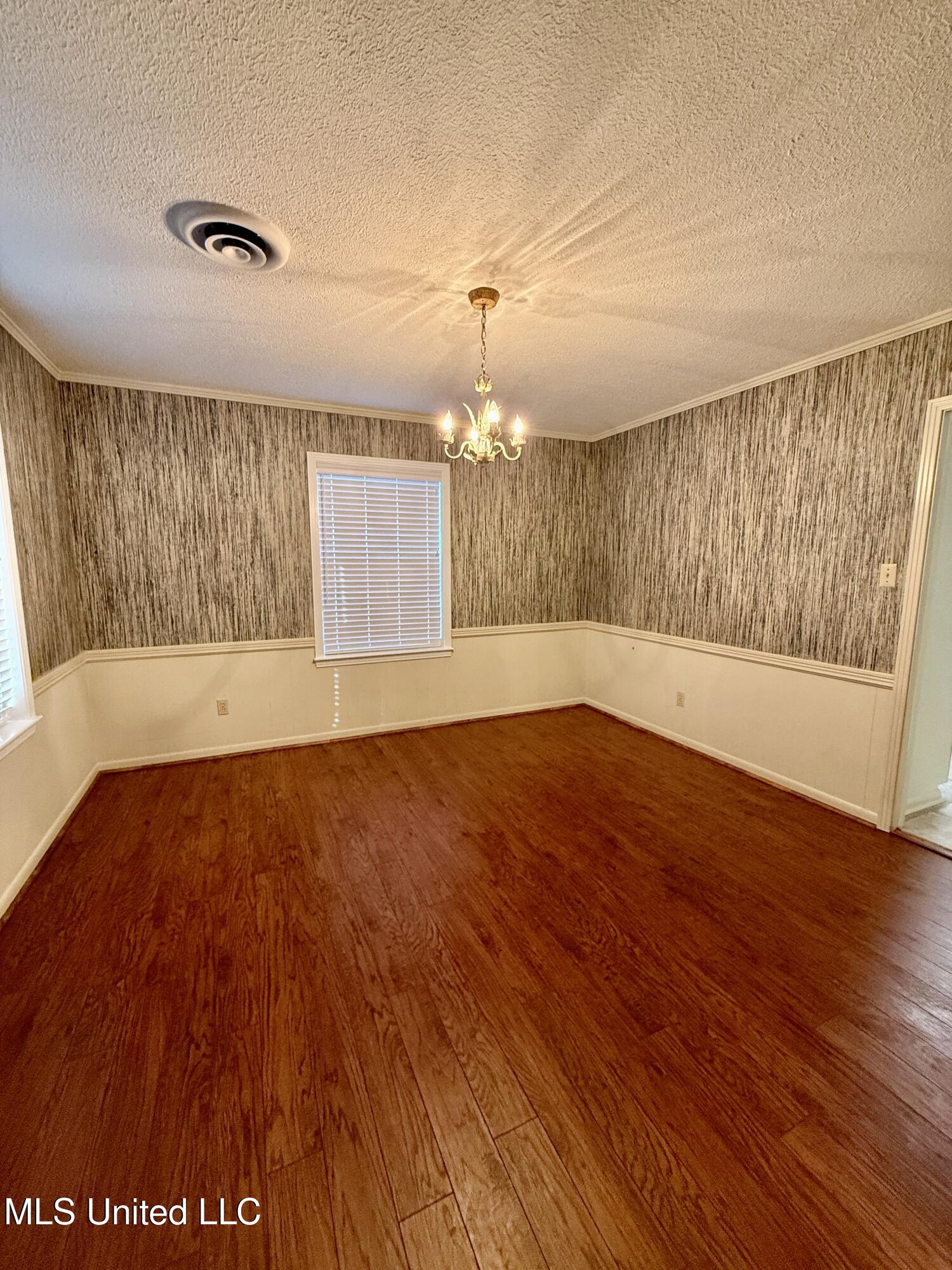 1107 Kraner Lane Brookhaven, MS 39601 - Photo 10 of 46 Dining Room