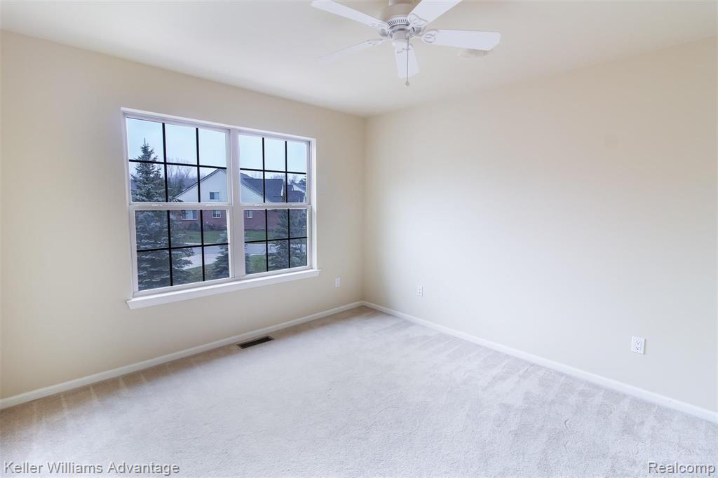 3694 Windingbrook Circle Rochester Hills, MI 48309 - Photo 33 of 44