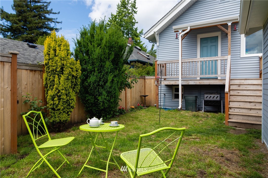 723 North 80th Street Seattle, WA 98103 - Photo 21 of 24 Gallery Image 21
