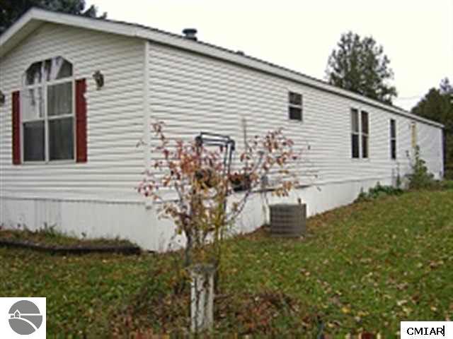 232 Condensery Road Sheridan, MI 48884 - Photo 9 of 9 1767062-8.JPG