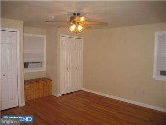 323 Lester Road Springfield, PA 19064 - Photo 5 of 12 Bedroom - Main