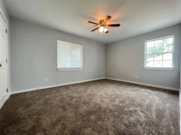 $1,950 | 1226 Record Crossing Road, Dallas, TX 75235