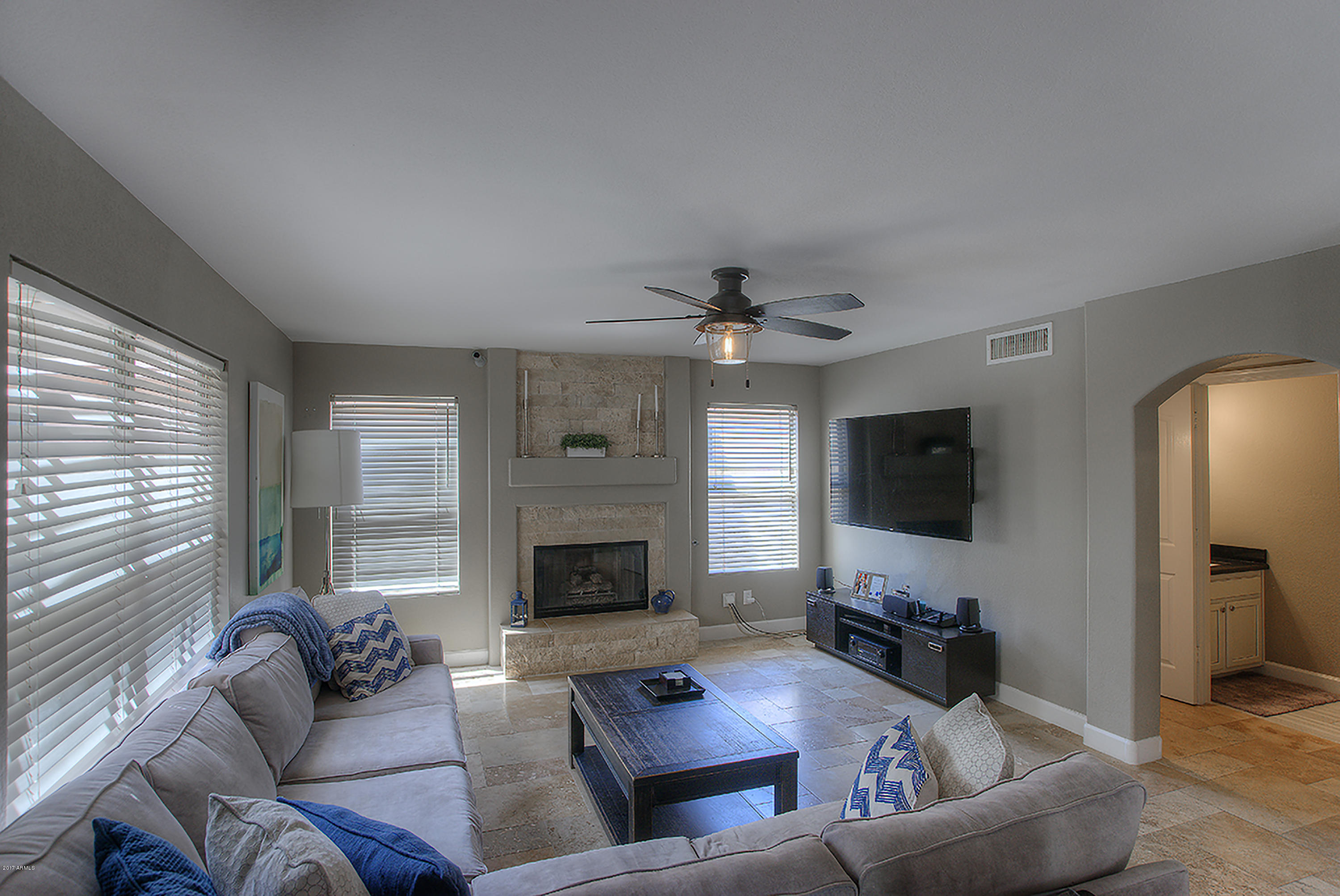 4707 East Swilling Road Phoenix, AZ 85050 - Photo 10 of 18 Family room 1