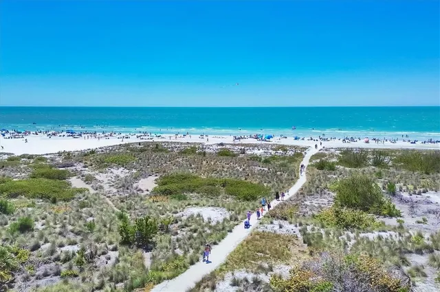 $1,150,000 | 5300 Ocean Boulevard, Unit 202, Sarasota, FL 34242