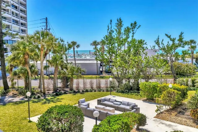 $1,150,000 | 5300 Ocean Boulevard, Unit 202, Sarasota, FL 34242