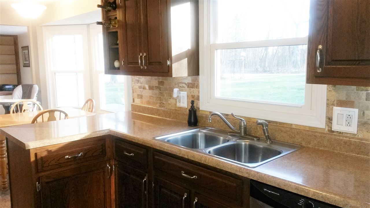 6217 West Wallen Road Fort Wayne, IN 46818 - Photo 9 of 36