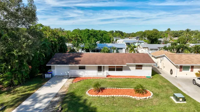 $430,000 | 1769 Southeast Madison Street, Stuart, FL 34997