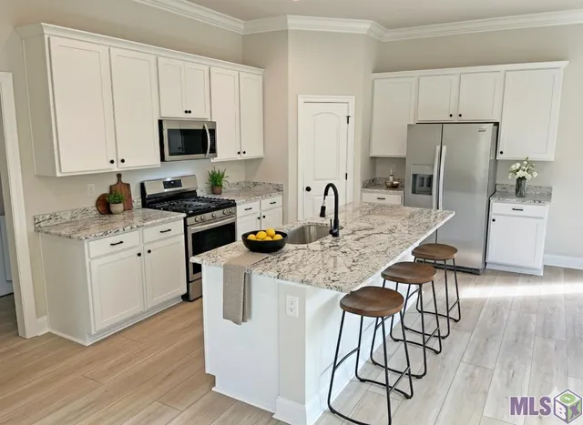 $298,118 | 13116 Hawk Creek Street, Gonzales, LA 70737