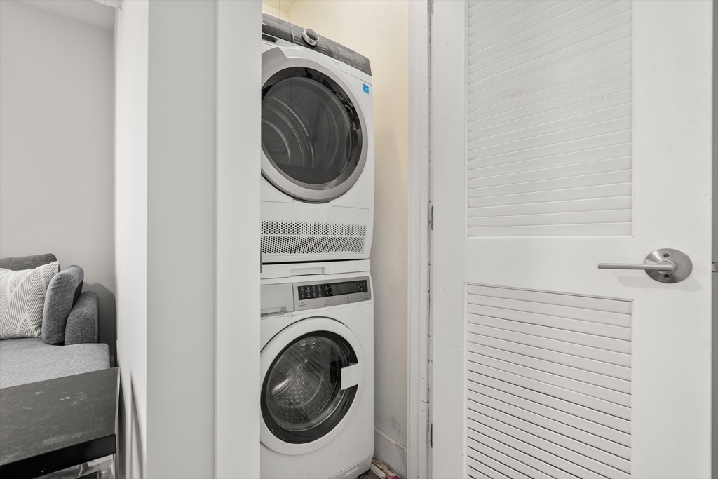 2 Humboldt Place, Unit 8 Boston, MA 02127 - Photo 6 of 6